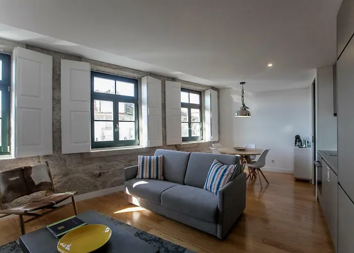 Modern 18th Century Flat Апартаменты