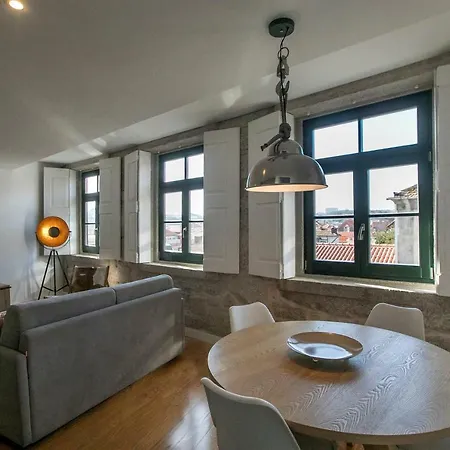 Modern 18th Century Flat