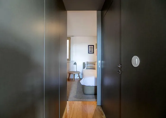 アパート Modern 18th Century Flat ポルト