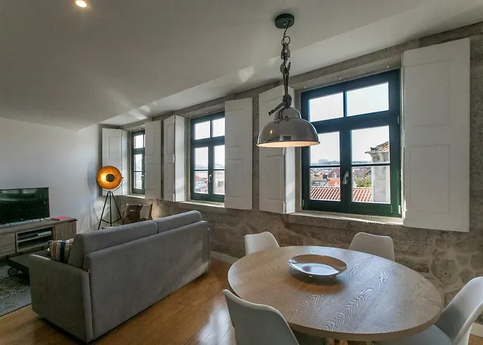 Modern 18th Century Flat