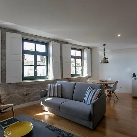 Modern 18th Century Flat Apartment